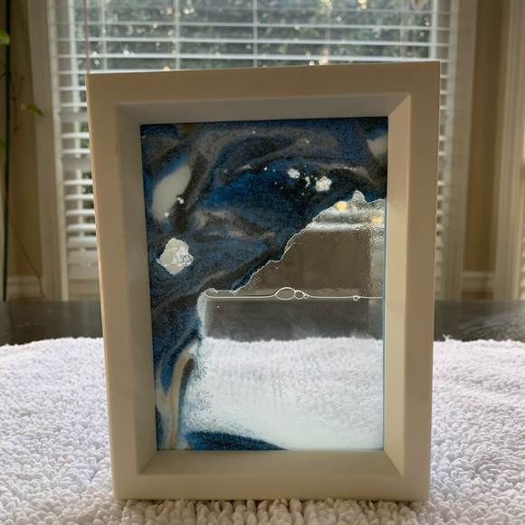 Blue moving sand art picture - Picture 6 of 6